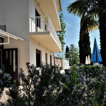 Apartmani Kadmen Ика Экстерьер фото