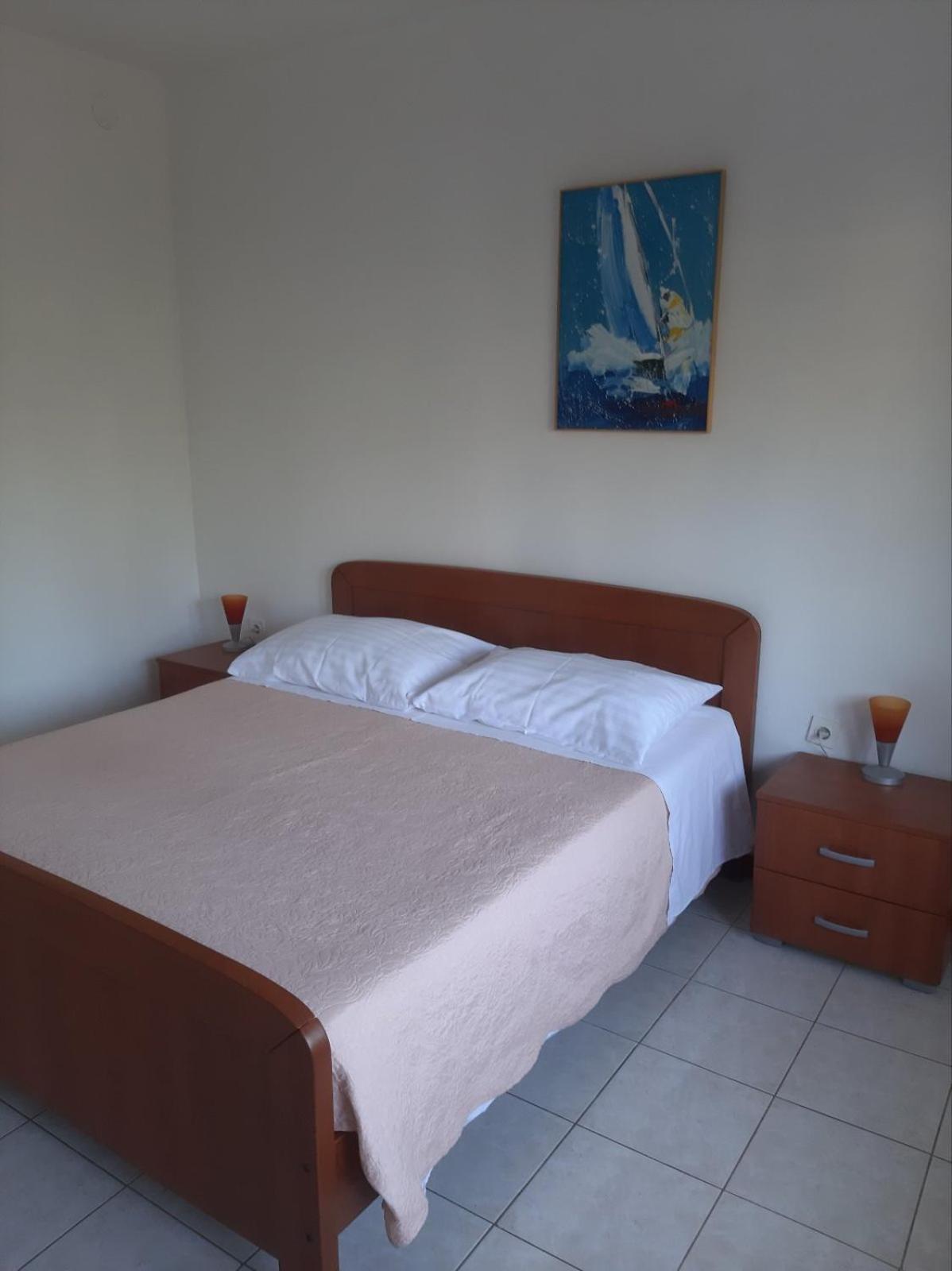 Apartmani Kadmen Ика Экстерьер фото