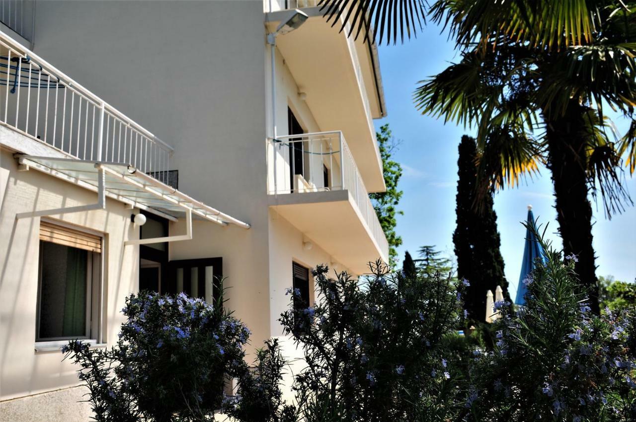 Apartmani Kadmen Ика Экстерьер фото